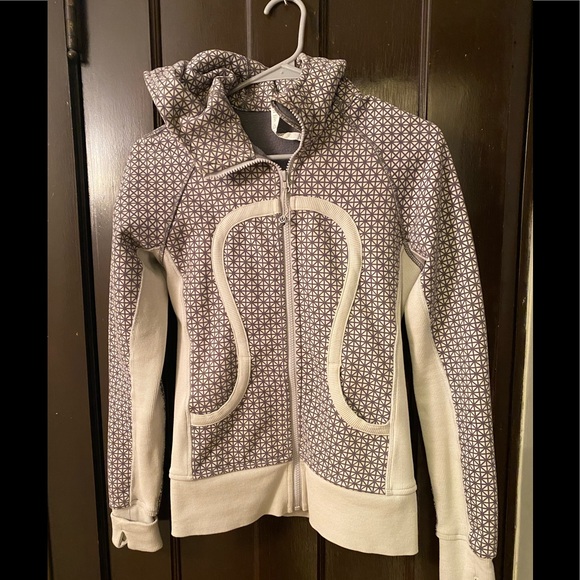 Lululemon sweatshirt - Picture 1 of 3